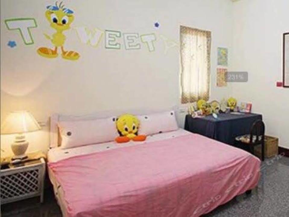 11 House Bed & Breakfast Erlin Ngoại thất bức ảnh