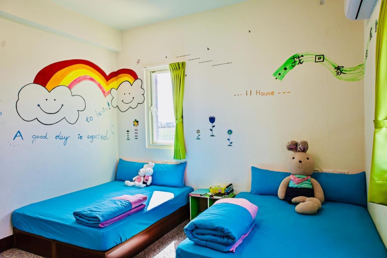 11 House Bed & Breakfast Erlin Ngoại thất bức ảnh